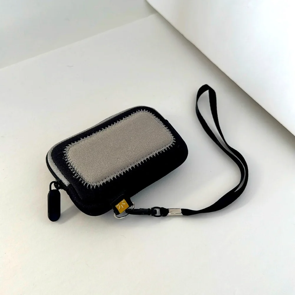 Camera case - Picture 1 of 7